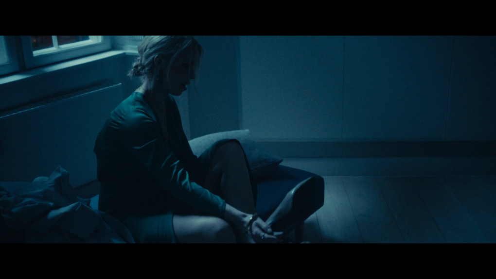 En flirt 00:15:40.61 - 00:21:25.49